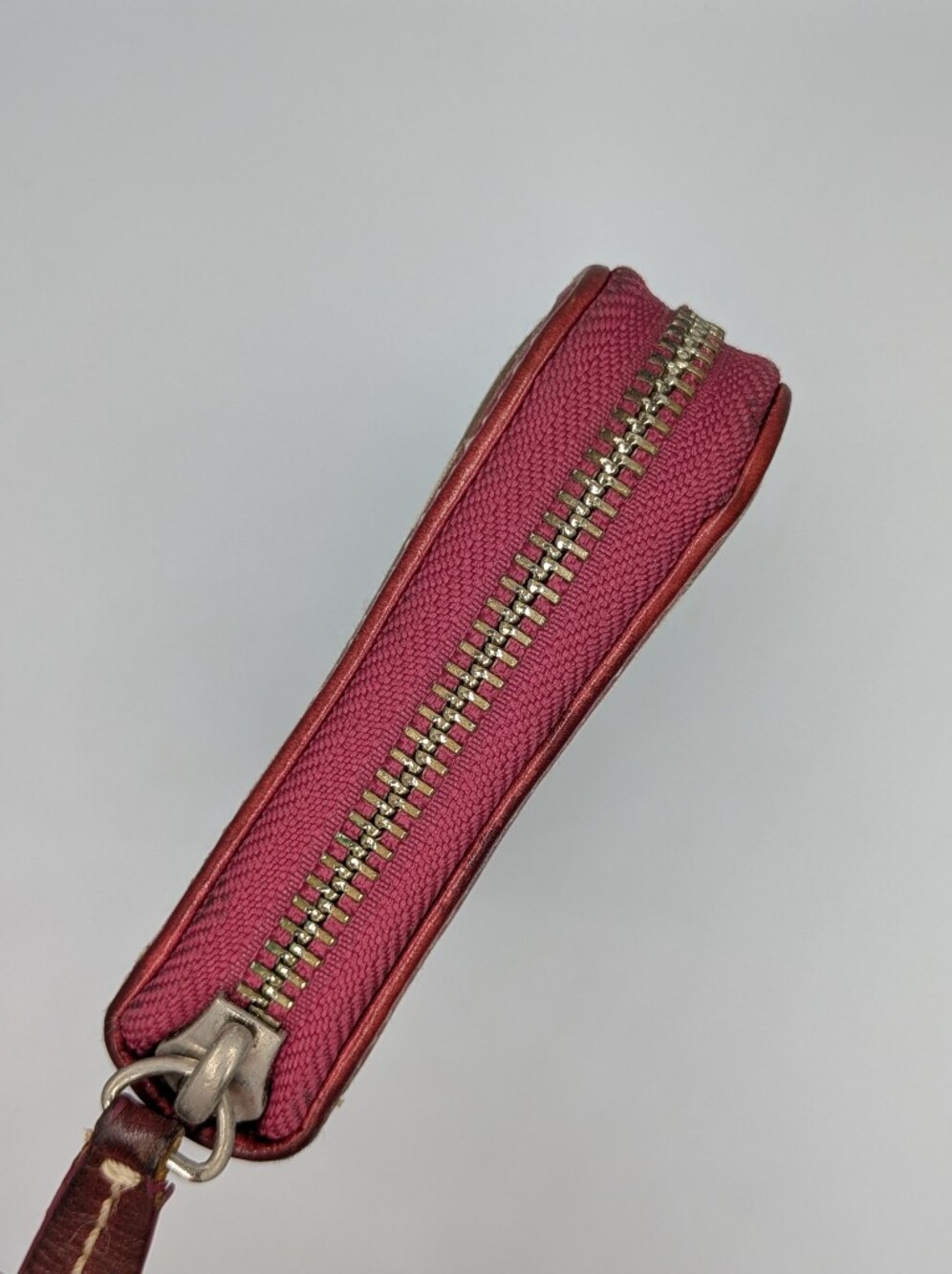 Coach Signature Canvas & Leather Wallet Burgundy Leather Zip Around Continental - Picture 4 of 16